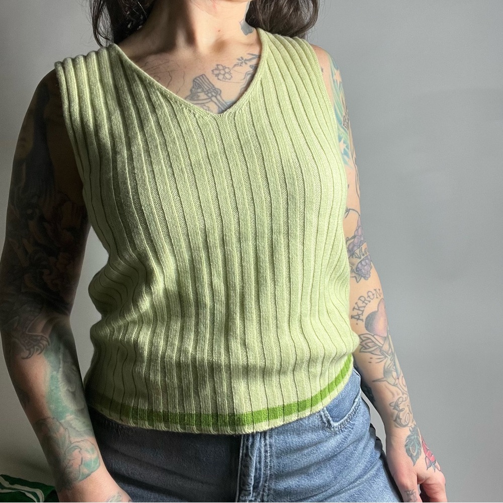 MALO Vintage Luxury Cashmere Ribbed Knit Spring Green Sleeveless Sweater Large